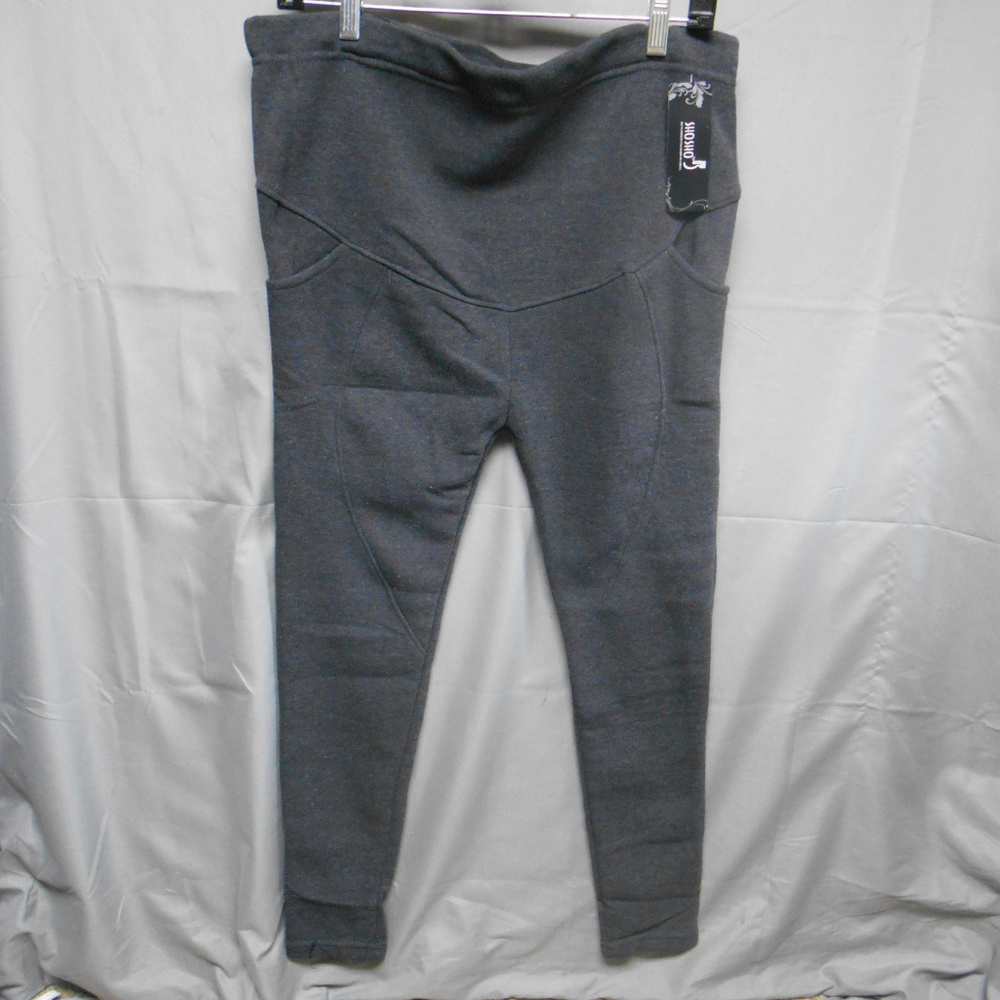 NWT Sho Sho gray maternity sweatpants 36" x 27"